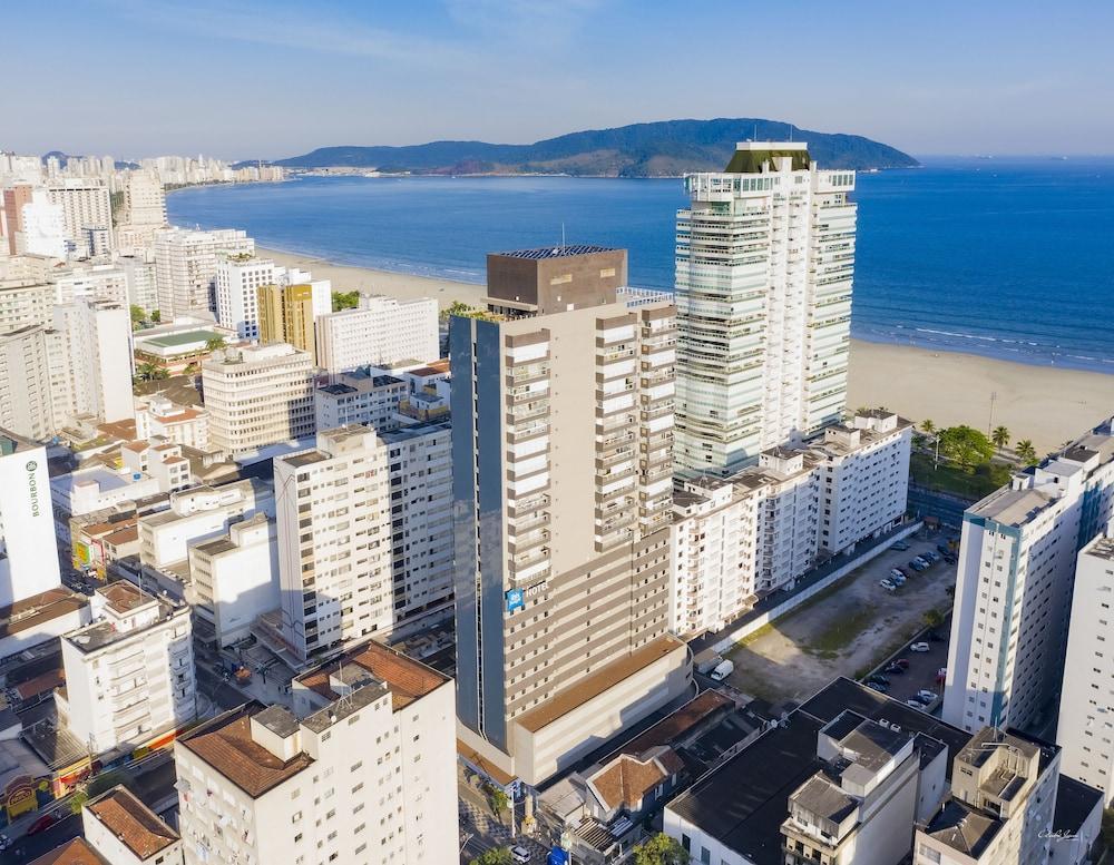 Ibis Budget Santos Gonzaga Exterior photo