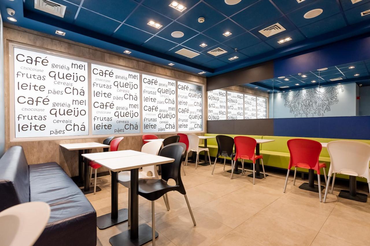 Ibis Budget Santos Gonzaga Exterior photo