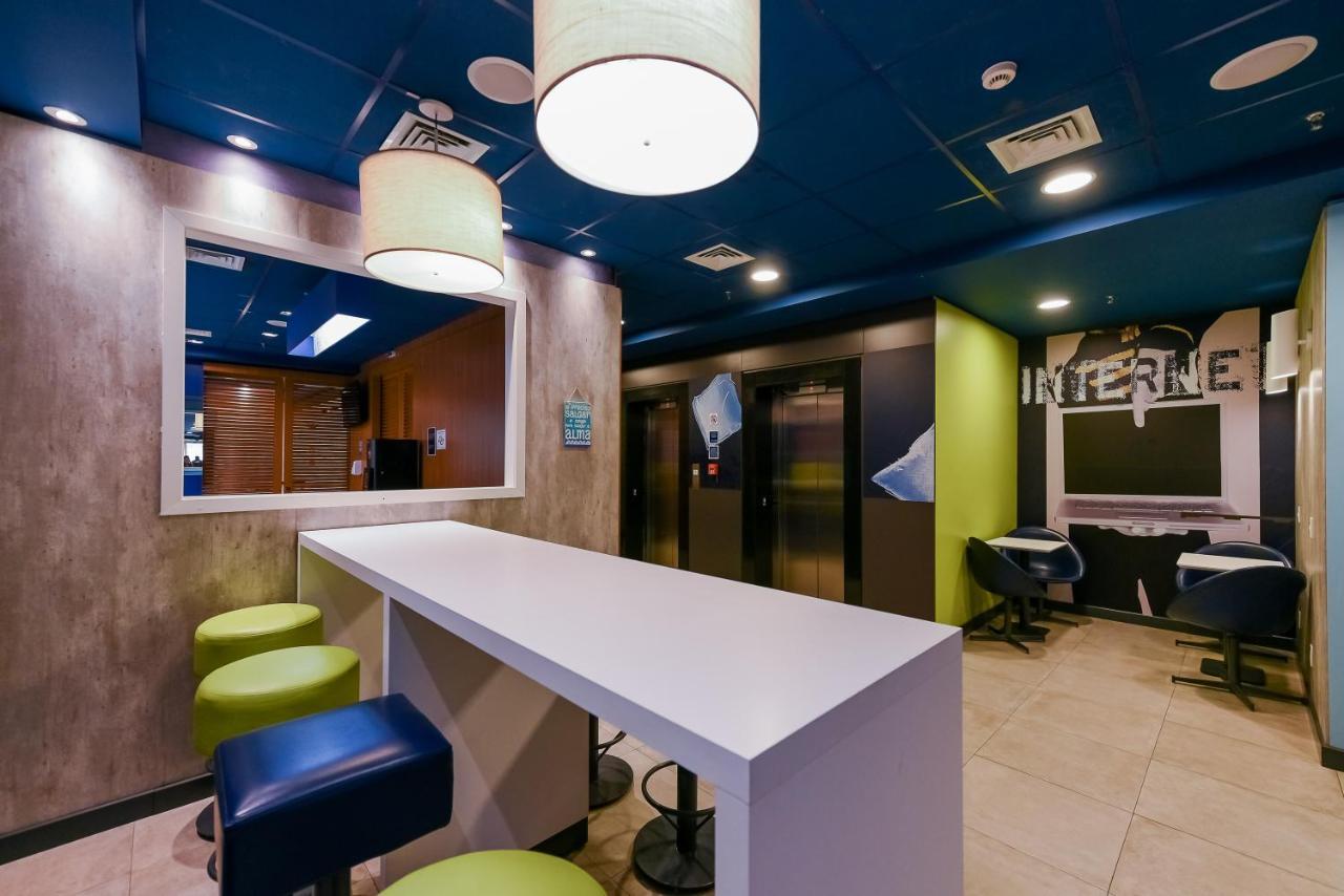 Ibis Budget Santos Gonzaga Exterior photo